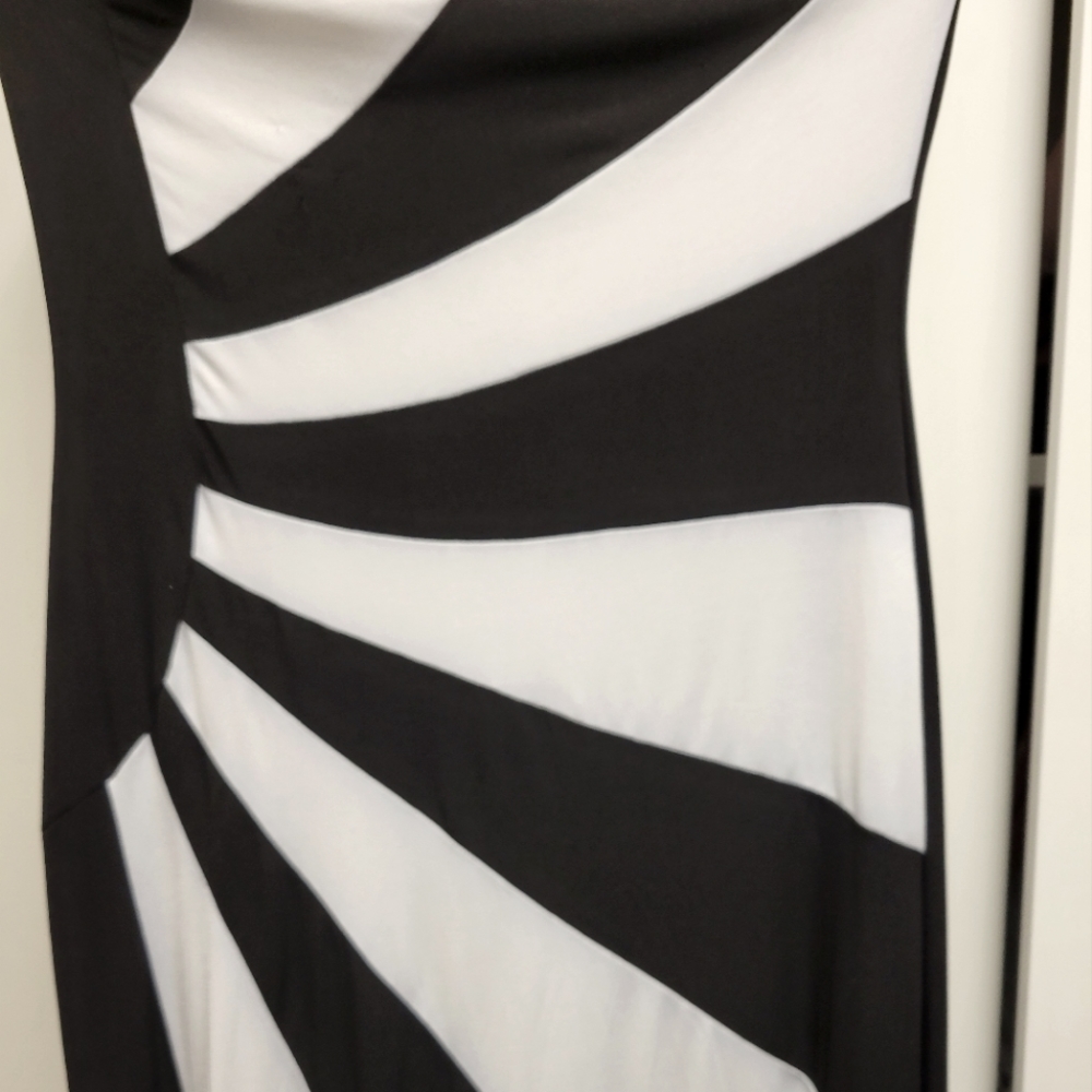 Maxi dress - Picture 2 of 5